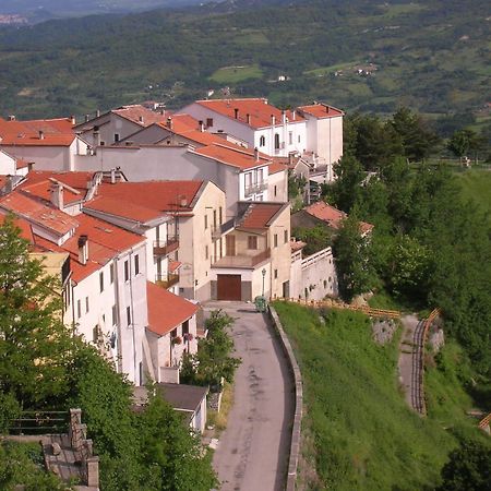 Borgo San Pietro Bed & Breakfast Agnone Exterior photo